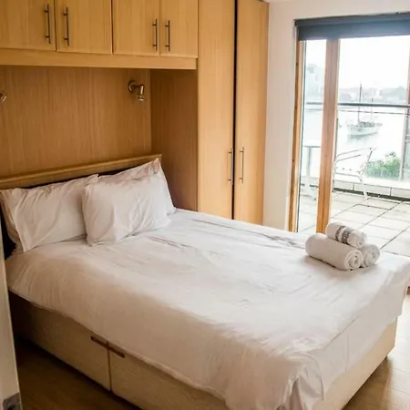 Apartment Millennium Grand Canal Dublin
